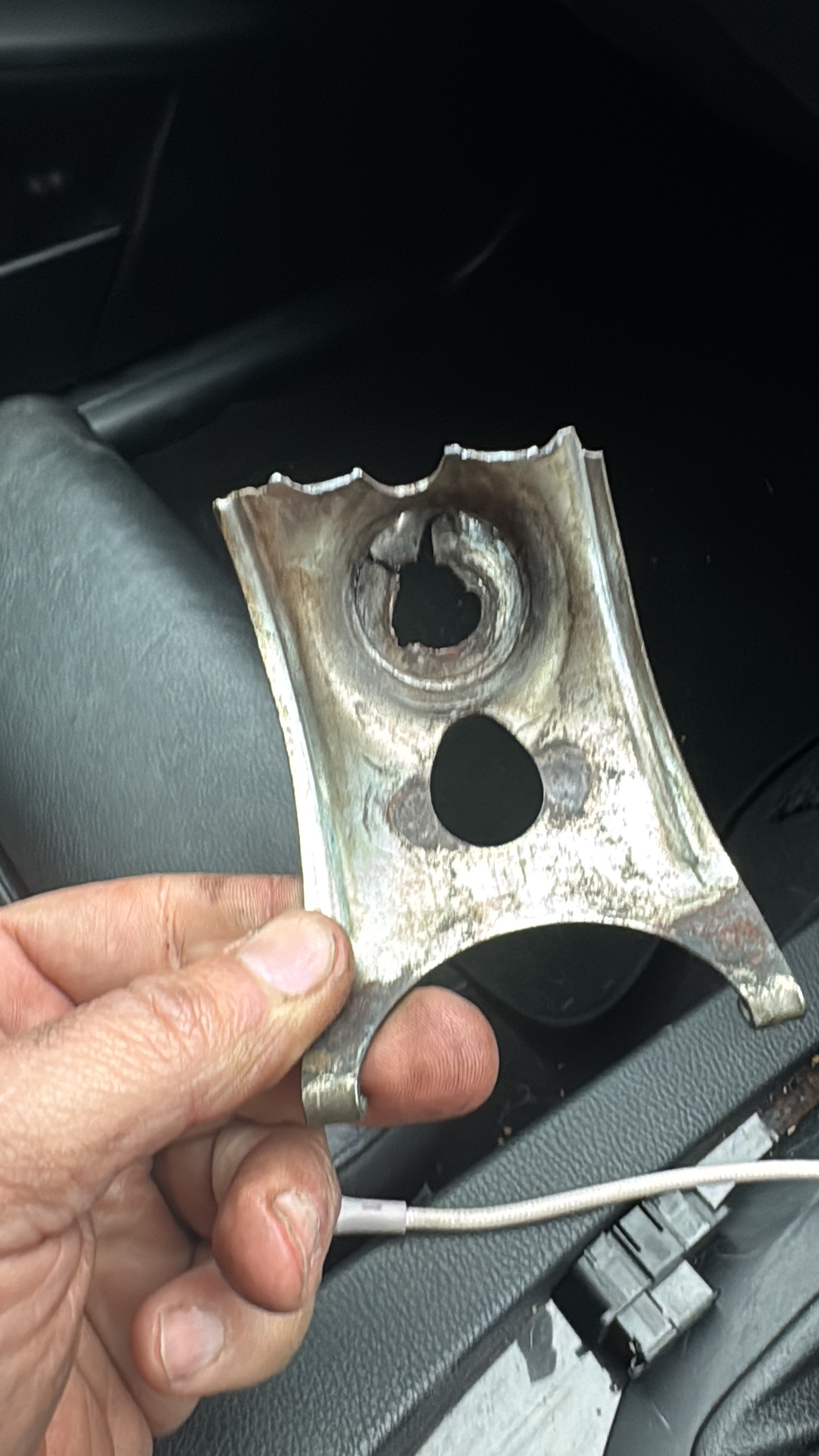 Another Brocken Bracket